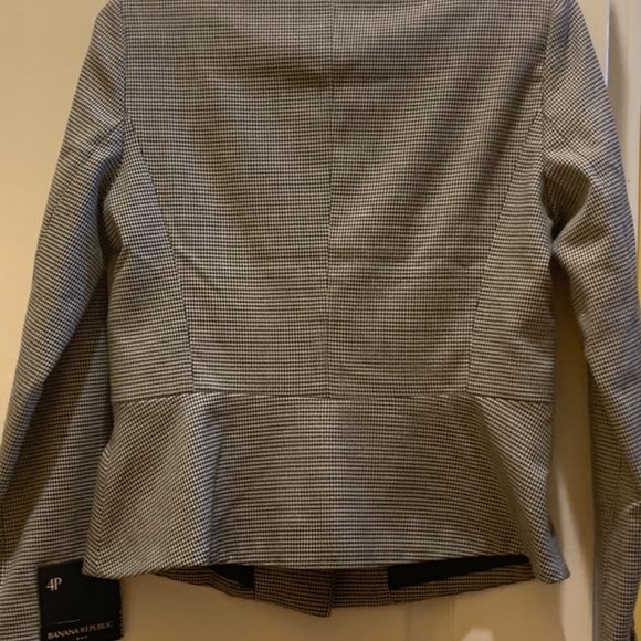 Banana Republic blazer, new with tags - Picture 7 of 12